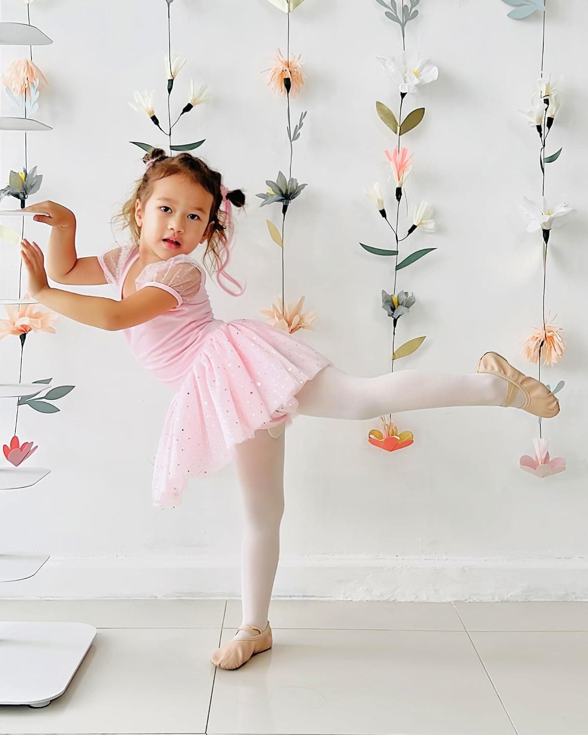 Stelle Ballet Shoes for Girls Toddler Soft Leather Split Sole Practice | Ballet slippers, Dance shoes, Drawstring or no-drawstring design, Suede leather sole, Boys and girls, Little and big kids