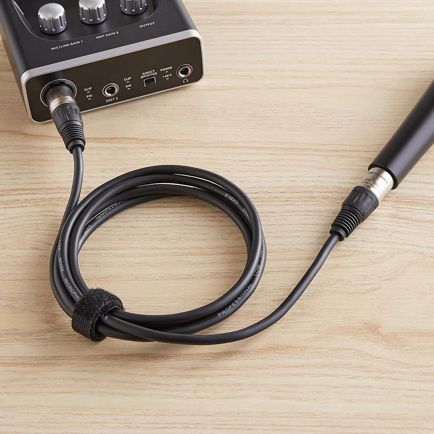 Amazon Basics XLR Male to Female Microphone Cable for Speaker or PA System, Recording Studio, All Copper Conductors, Low Noise Shielding, 6MM PVC Jacket, 6 Foot, Black